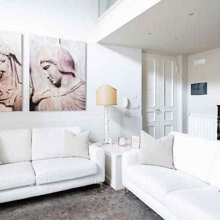 B Sicilian Charming Stay - Luxury Loft カターニア エクステリア 写真